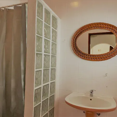 Villa Superb In Baleal W/ Patio, Parking & 5 Brs *